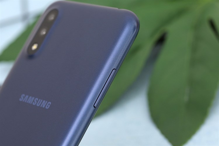 Điện thoại Samsung Galaxy A01