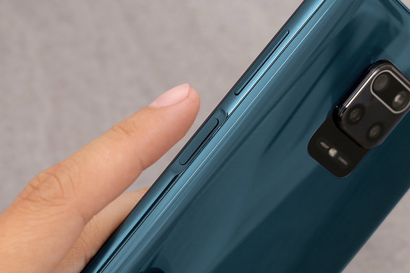 Điện thoại Redmi Note 9S cảm biến vân tay