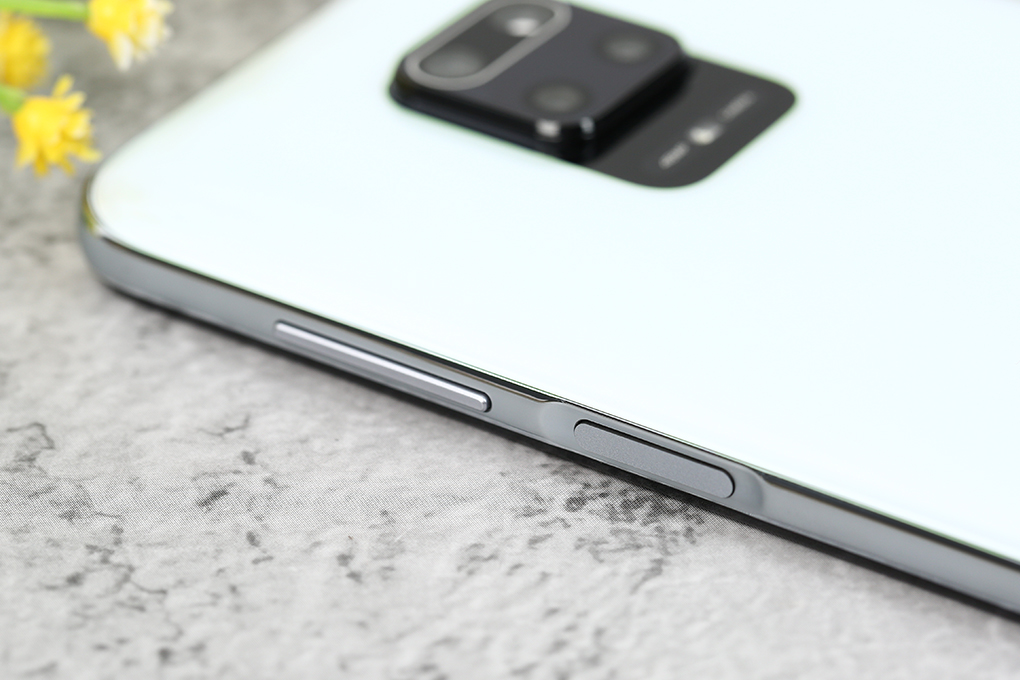 Điện thoại Xiaomi Redmi Note 9S Màu Trắng