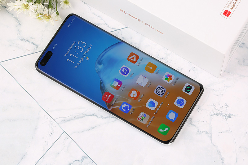 Mặt trước điện thoại Huawei P40 Pro