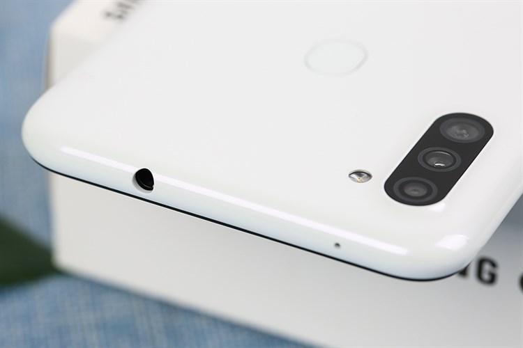 Điện thoại Samsung Galaxy A11