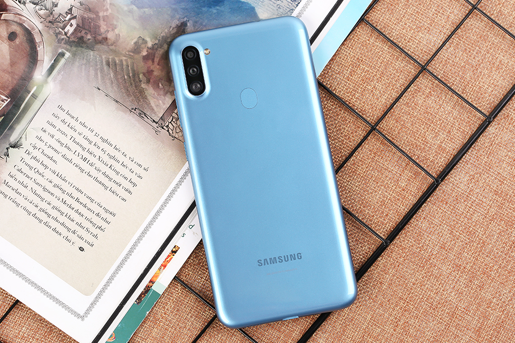 Điện thoại Samsung Galaxy A11