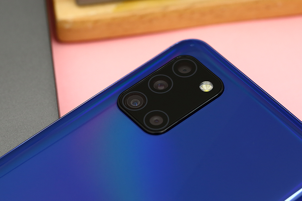 Điện thoại Samsung Galaxy A31