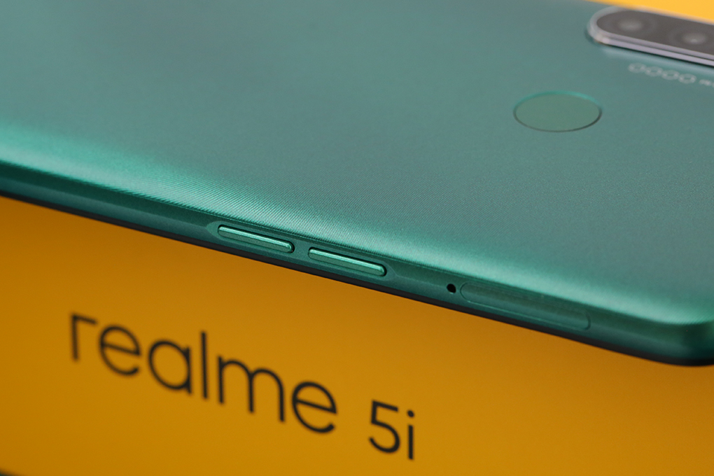 Điện thoại realme 5i (3GB/32GB) Màu Xanh lá