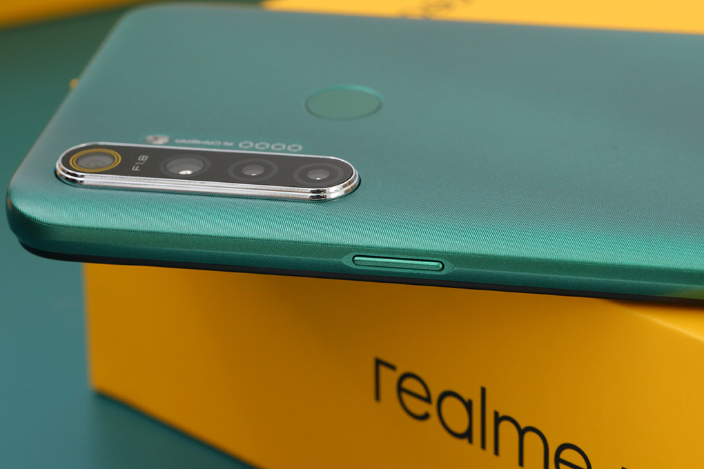 Điện thoại realme 5i (3GB/32GB) Màu Xanh lá