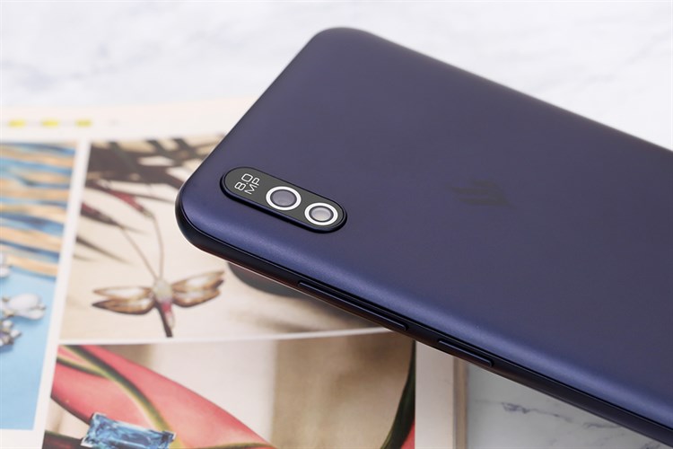 Điện thoại Vsmart Bee 3