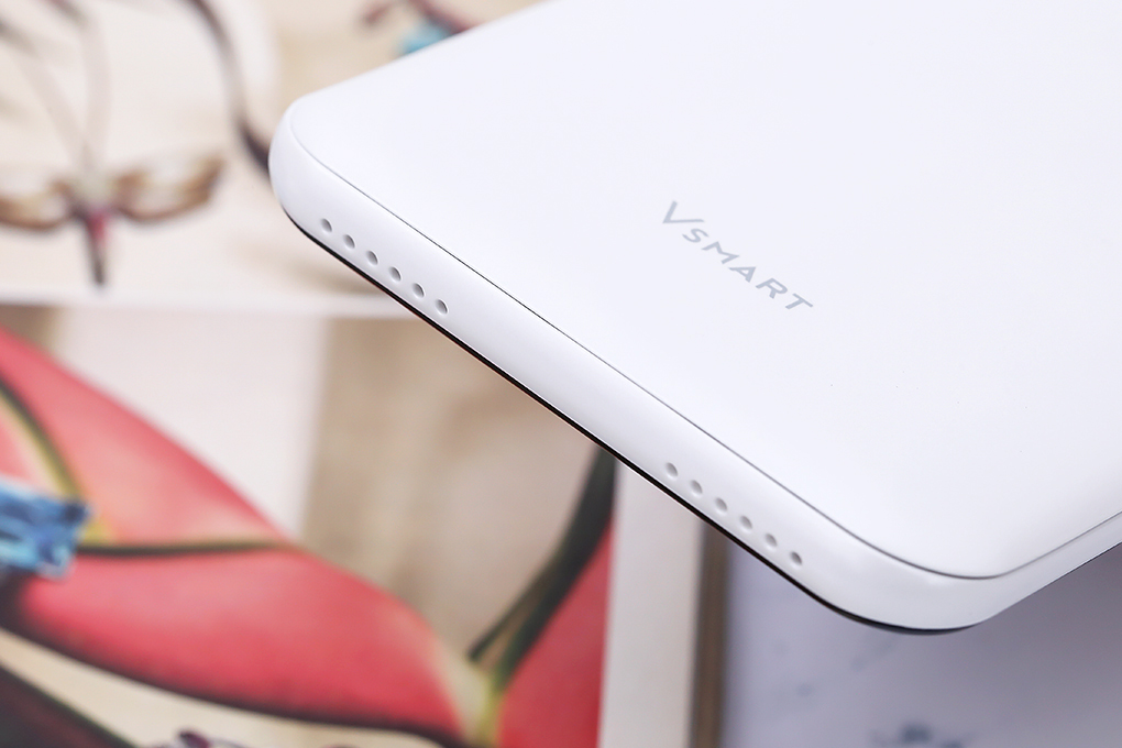 Điện thoại Vsmart Bee 3