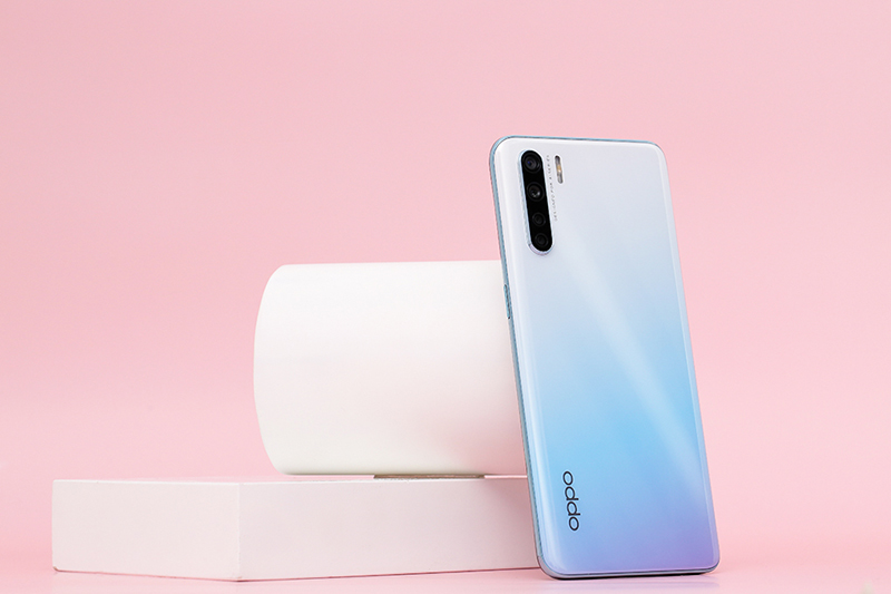 Điện thoại OPPO A91 thiết kế bóng bẩy, sang trọng