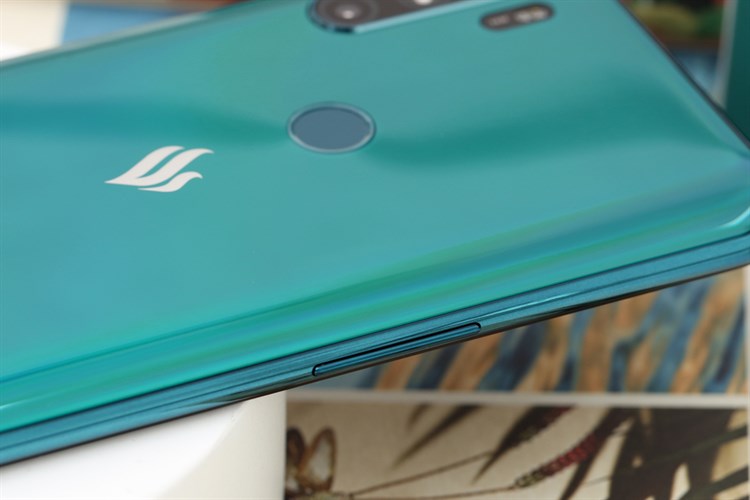 Điện thoại Vsmart Active 3 (4GB/64GB) Màu Xanh lá