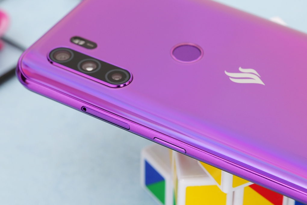 Điện thoại Vsmart Active 3 (6GB/64GB)