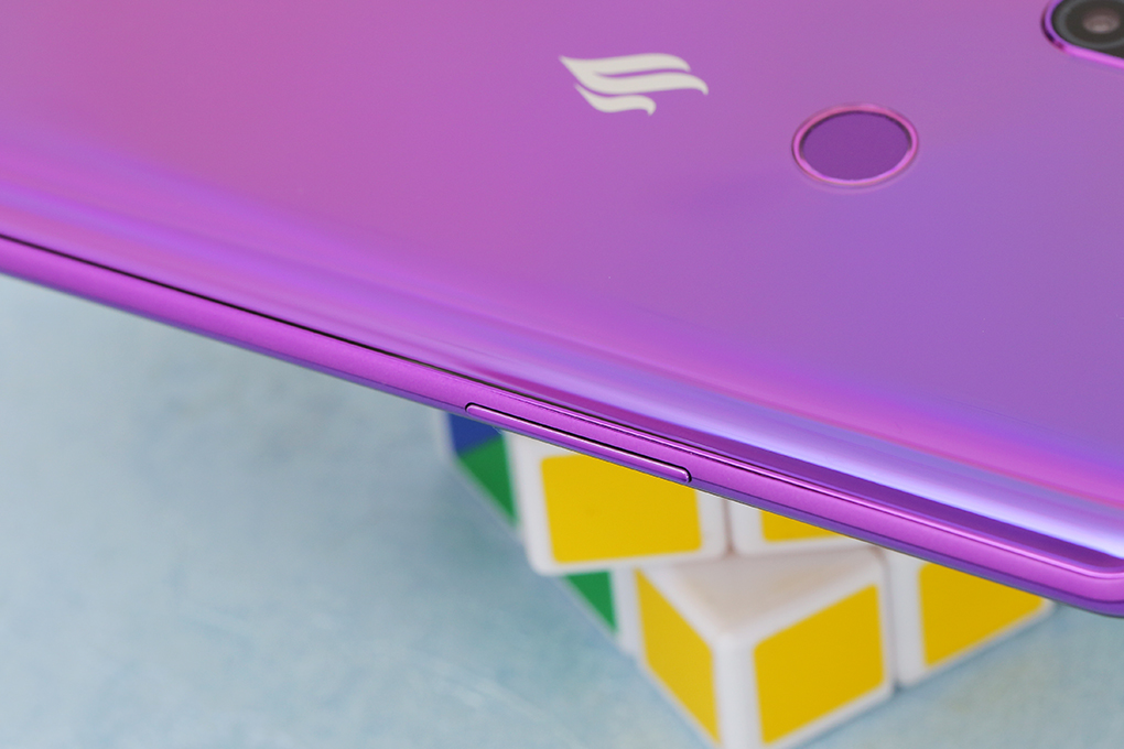 Điện thoại Vsmart Active 3 (6GB/64GB)