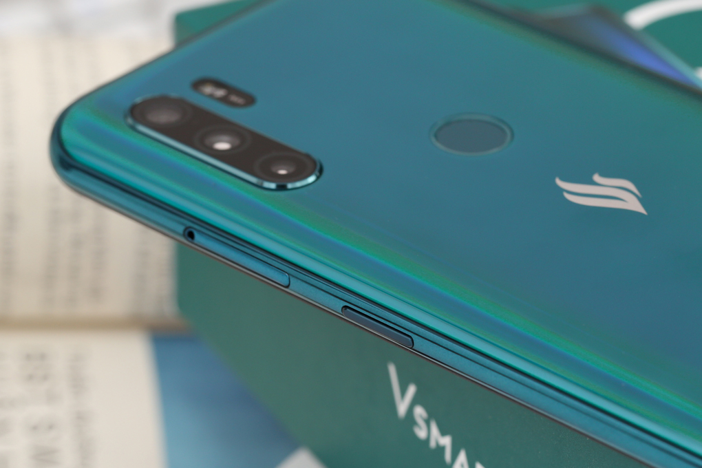 Điện thoại Vsmart Active 3 (6GB/64GB)