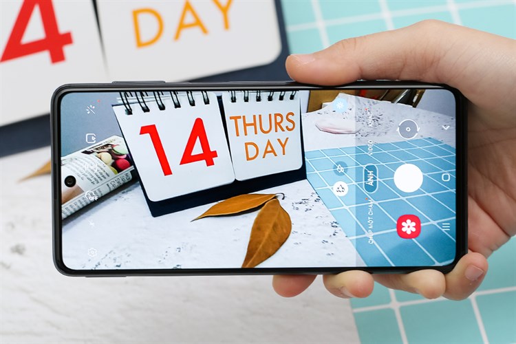 Điện thoại Samsung Galaxy M51