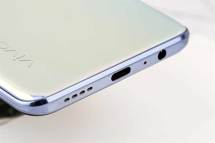 Điện thoại Vivo V19 Màu Bạc