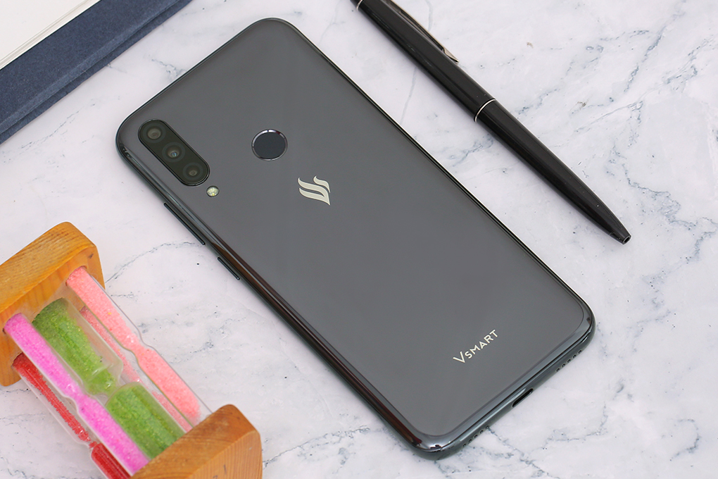 Điện thoại Vsmart Joy 3 (2GB/32GB) Màu Đen