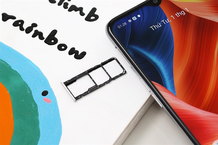 Điện thoại realme 6i Màu Trắng