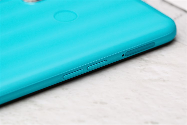 Điện thoại realme 6i Màu Xanh Dương