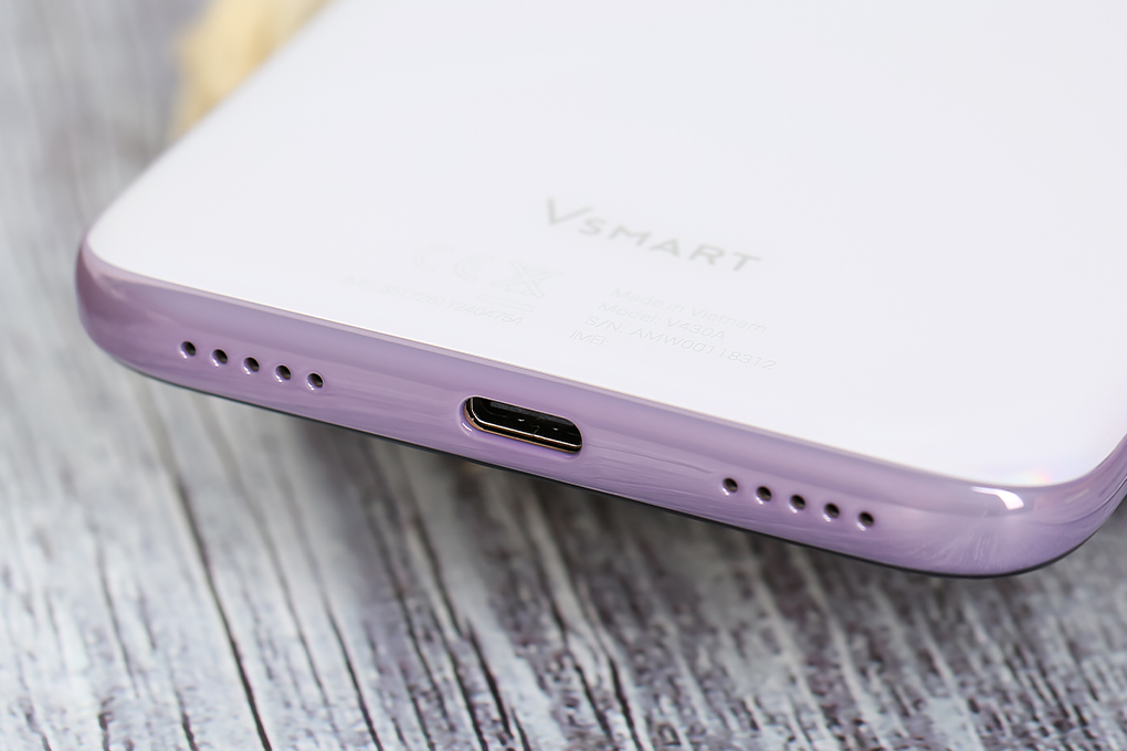 Điện thoại Vsmart Joy 3 (4GB/64GB) Màu Trắng