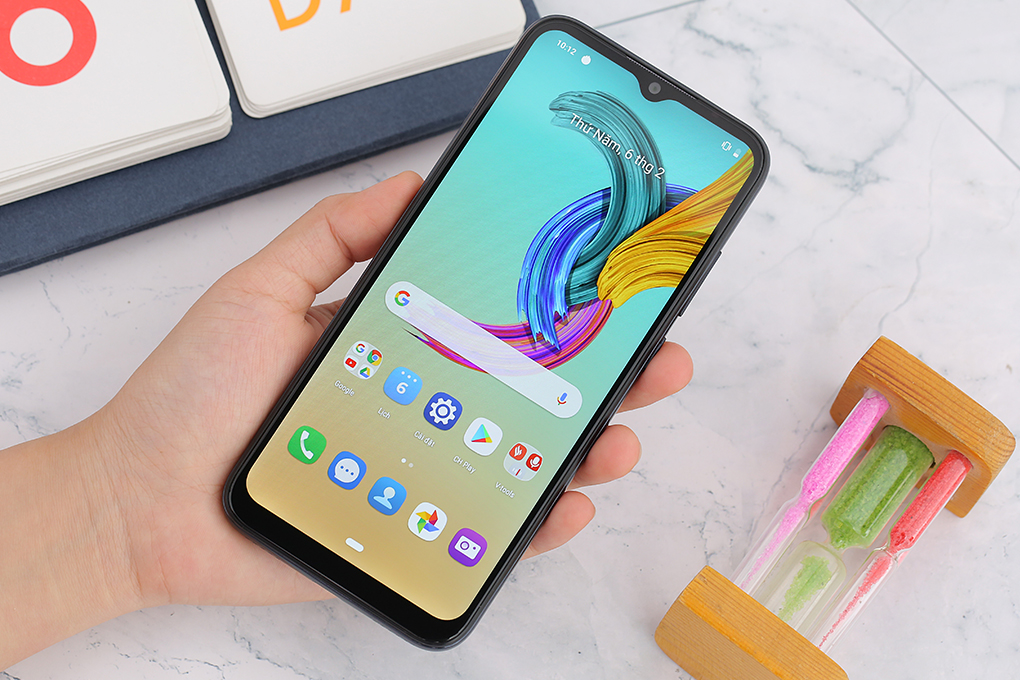Điện thoại Vsmart Joy 3 (4GB/64GB) Màu Đen