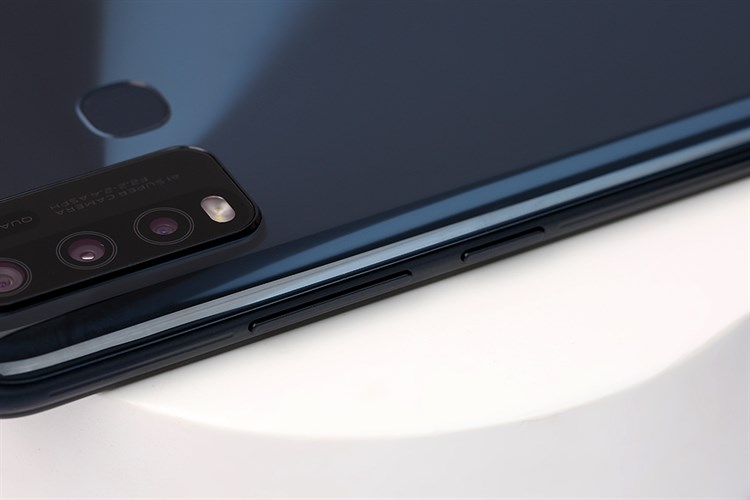 Điện thoại Vivo Y50 Màu Đen