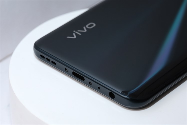 Điện thoại Vivo Y50 Màu Đen