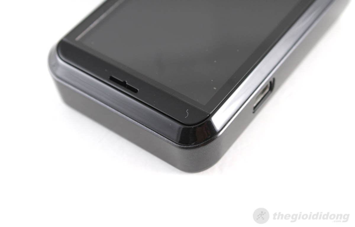 Điện thoại Philips X710