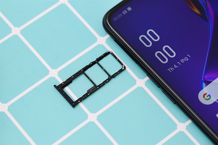 Điện thoại OPPO A12 (3GB/32GB)