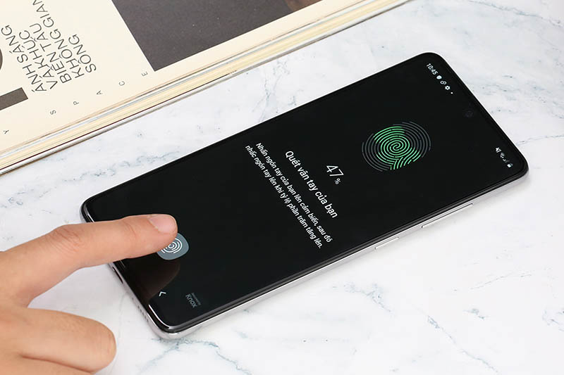 Điện thoại Samsung Galaxy A51 8GB/128GB | Cảm biến vân tay trong màn hình