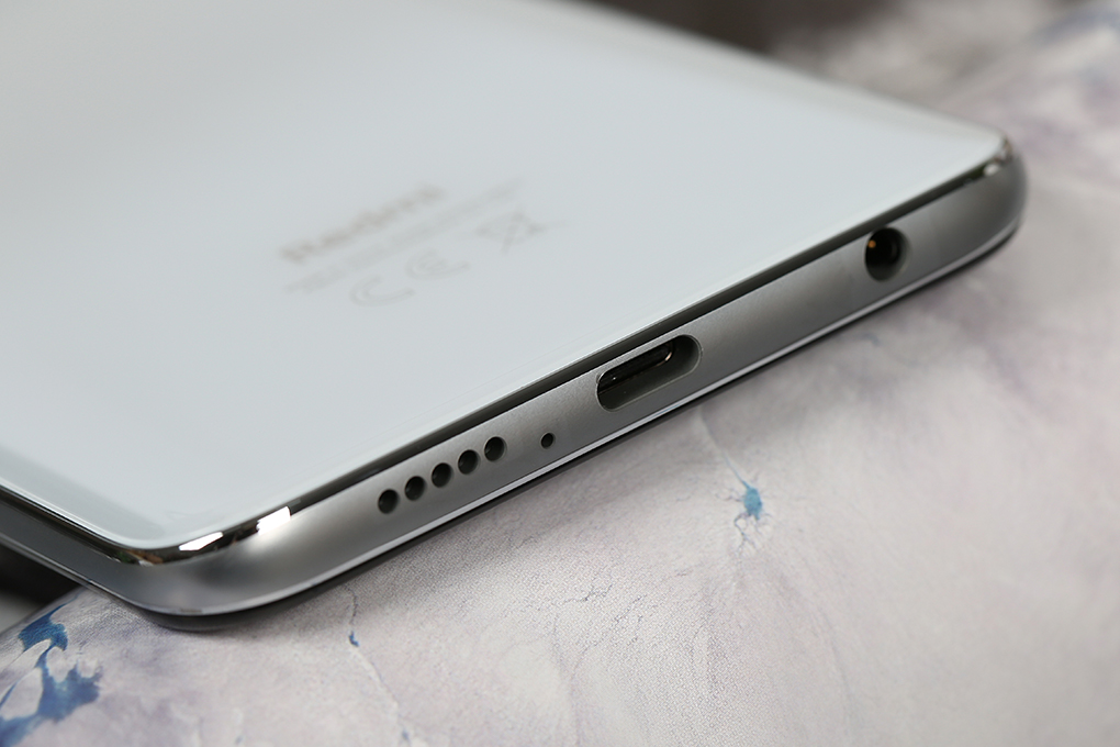 Điện thoại Xiaomi Redmi Note 9 Pro (6GB/64GB) Màu Trắng