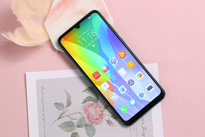 Màn hình tràn viền - Điện thoại Huawei Y6P Màn hình tràn viền - Điện thoại Huawei Y6P