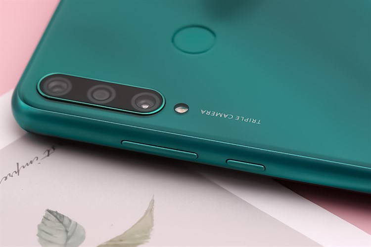 Điện thoại Huawei Y6p (Nền tảng Huawei Mobile Service) Màu Xanh lá