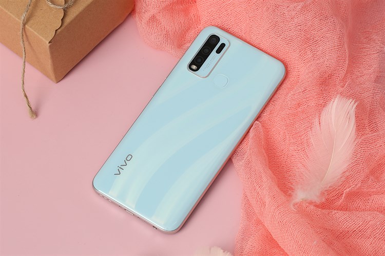 Điện thoại Vivo Y30 Màu Trắng