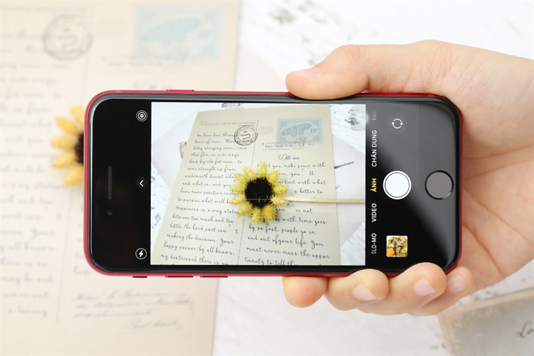 Điện thoại iPhone SE 256GB (2020) Màu Đỏ