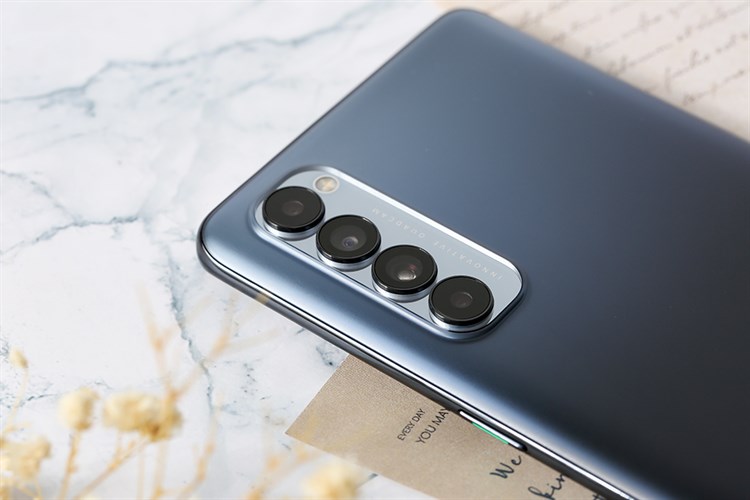 Điện thoại OPPO Reno4 Pro Màu Đen