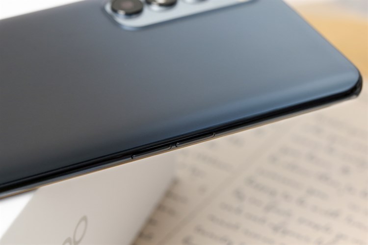 Điện thoại OPPO Reno4 Pro Màu Đen