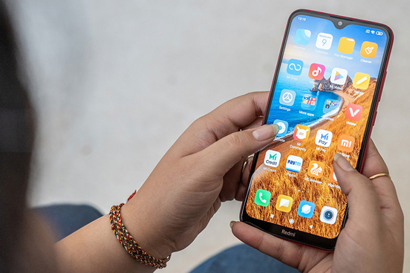 Xiaomi Redmi 9C - Màn hình tràn viền với thiết kế giọt nước