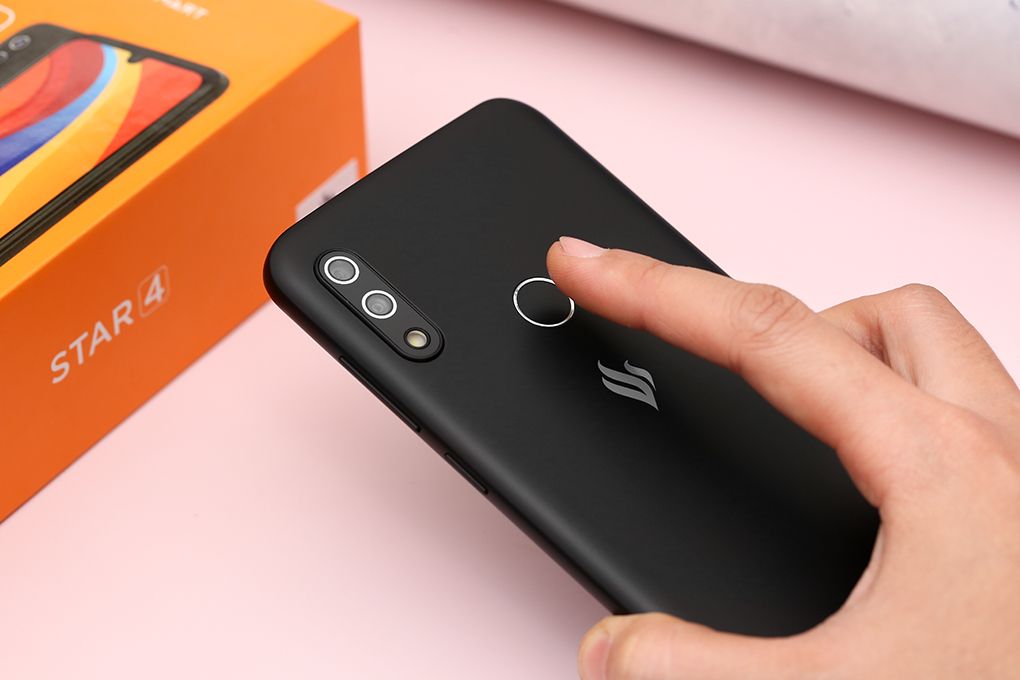 Điện thoại Vsmart Star 4 (3GB/32GB) Màu Đen