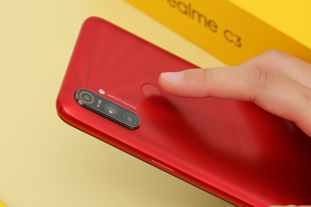 Điện thoại realme C3 (3GB/64GB) Màu Đỏ