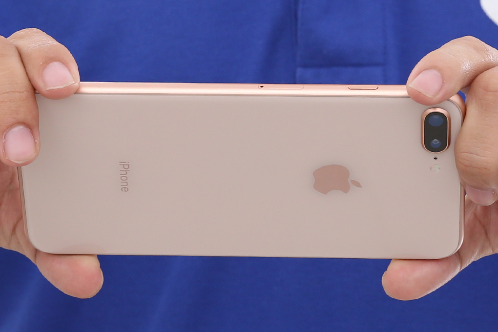 iPhone 8 Plus 128GB - 26