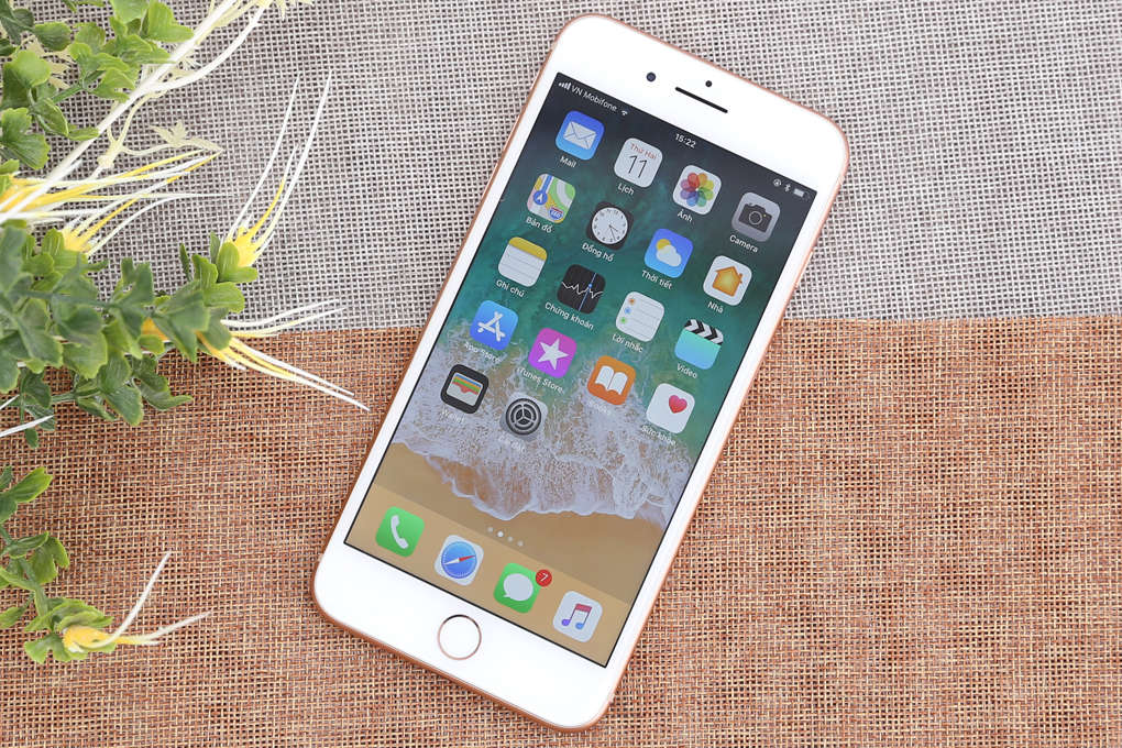 iPhone 8 Plus 128GB - 18