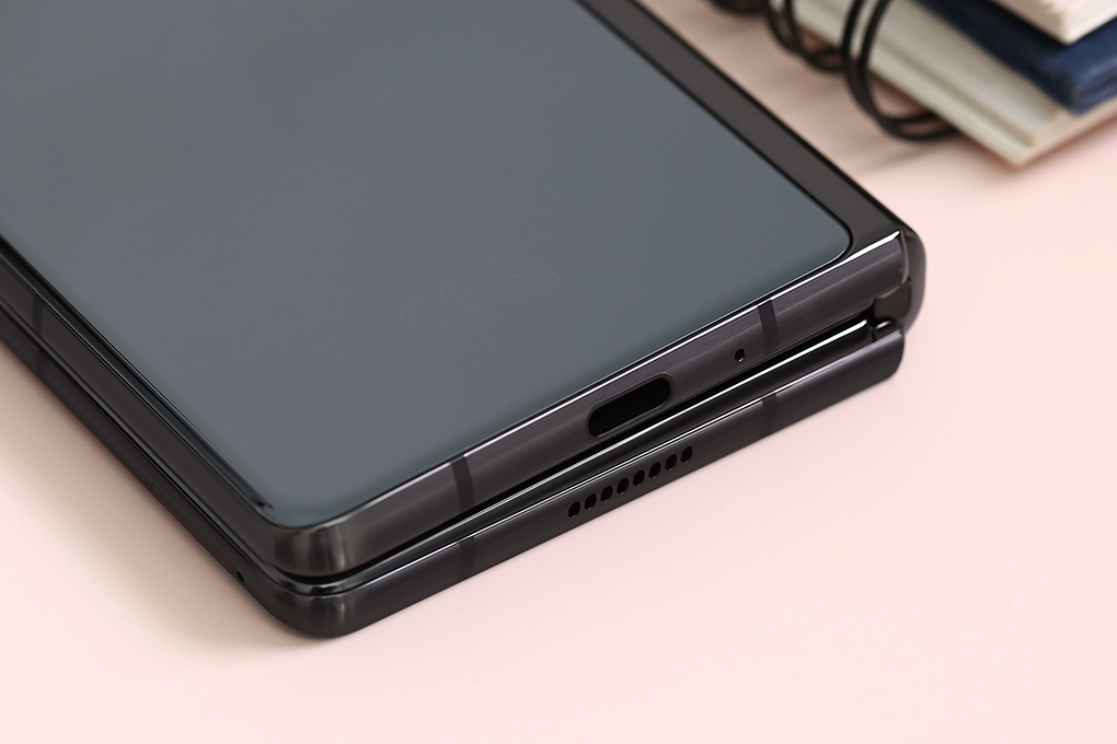 Điện thoại Samsung Galaxy Z Fold2 5G Màu Đen