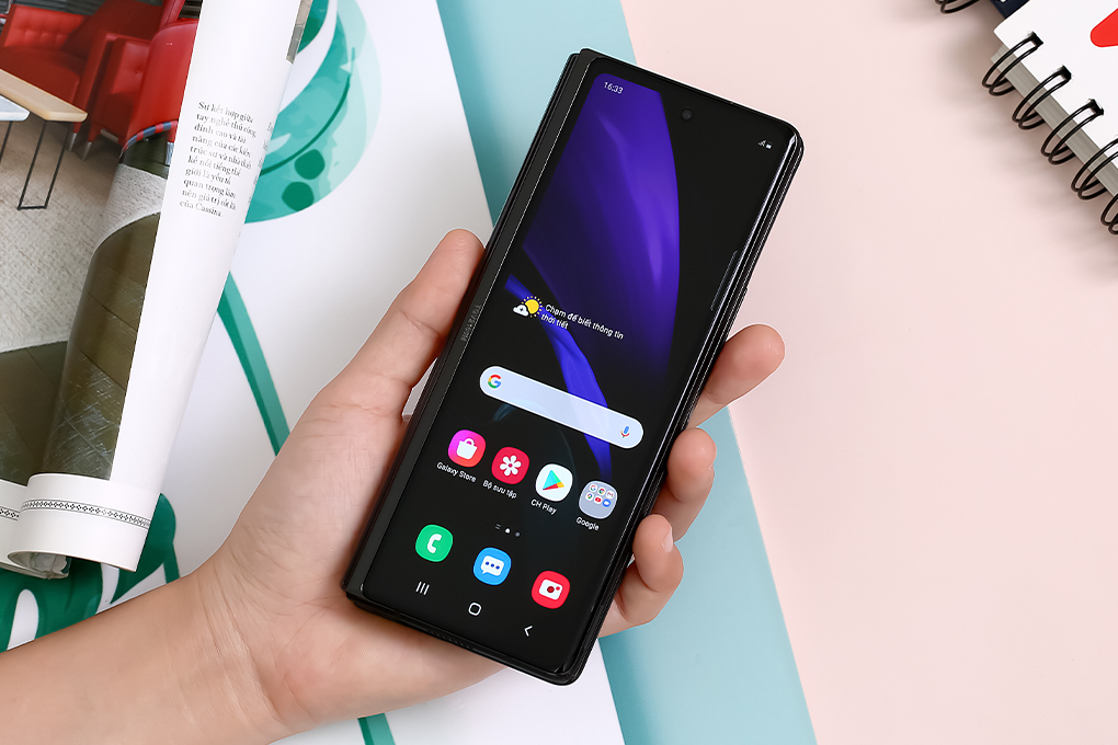 Điện thoại Samsung Galaxy Z Fold2 5G Màu Đen