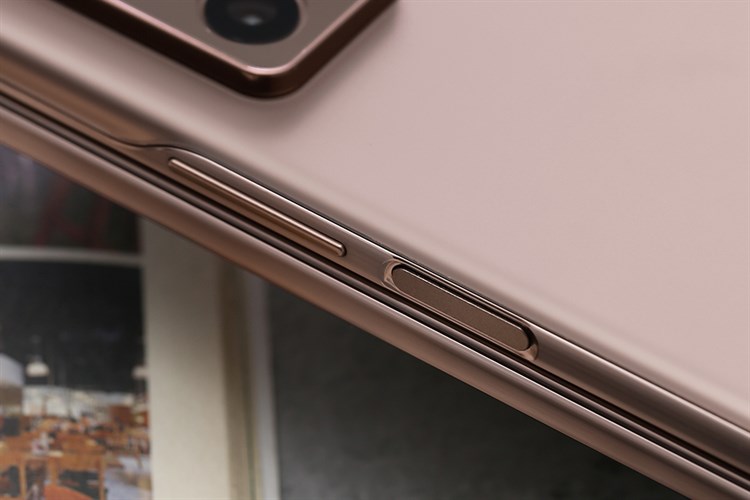 Điện thoại Samsung Galaxy Z Fold2 5G Màu Vàng đồng