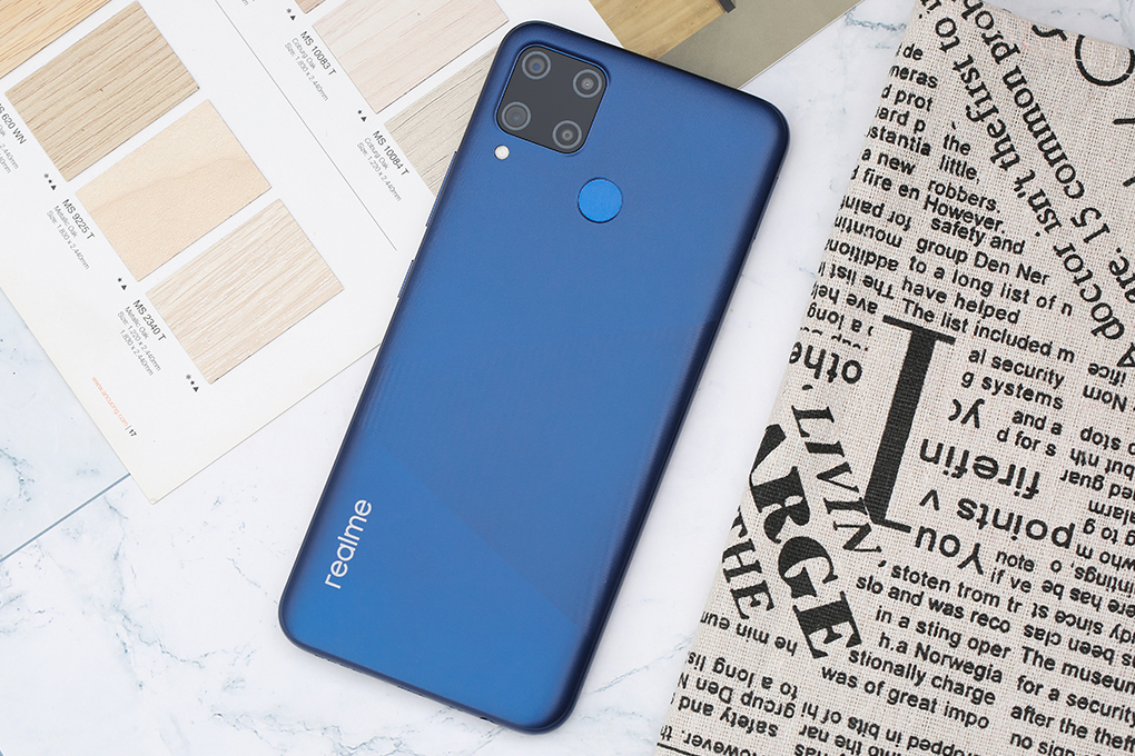 Điện thoại realme C15 Màu Xanh Dương