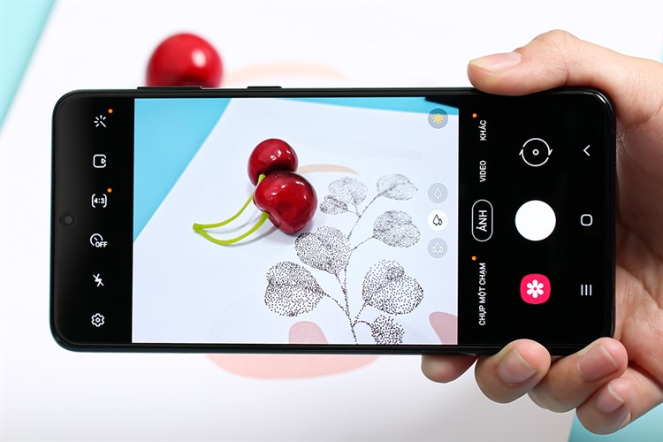 Điện thoại Samsung Galaxy S21+ 5G 128GB Màu Đen