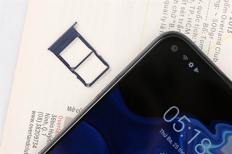 Điện thoại Vsmart Live 4 4GB