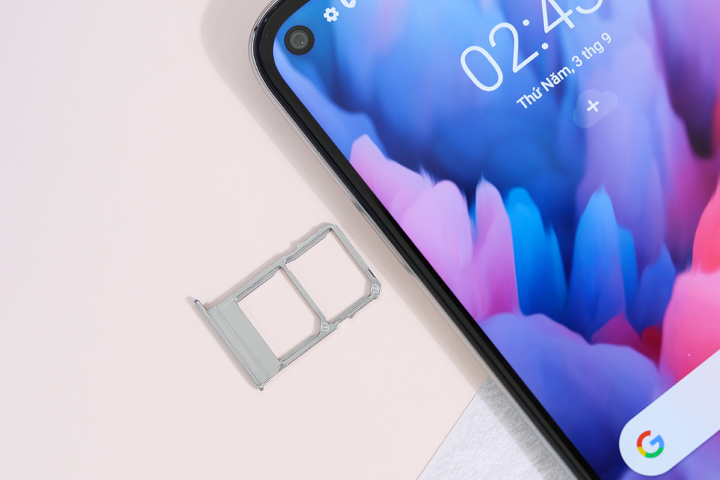 Điện thoại Vsmart Live 4 4GB