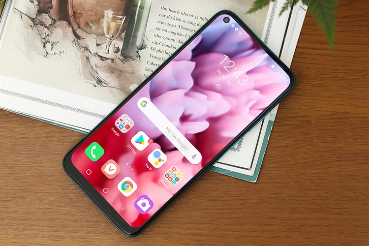 Điện thoại Vsmart Live 4 4GB