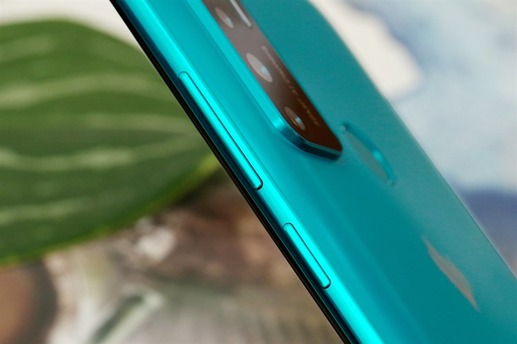 Điện thoại Vsmart Live 4 4GB