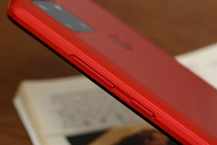 Điện thoại realme C12 Màu Đỏ